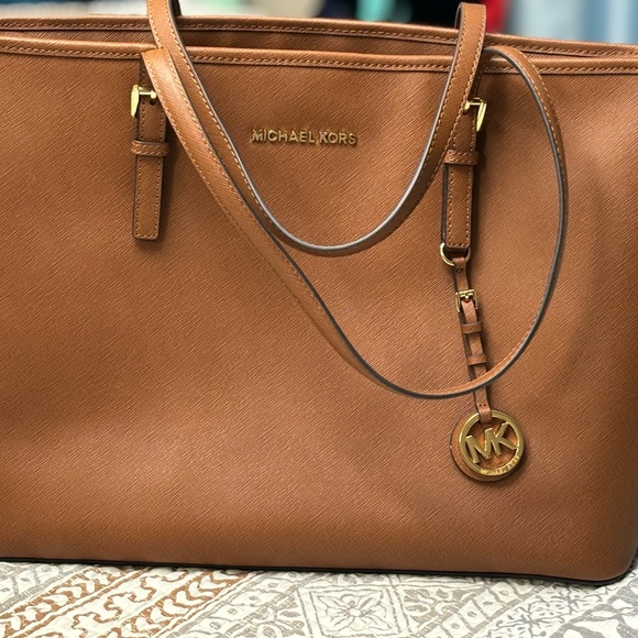 MICHAEL Michael Kors Jet Set Travel Medium Top Zip Multifunction Tote - Picture 5 of 5